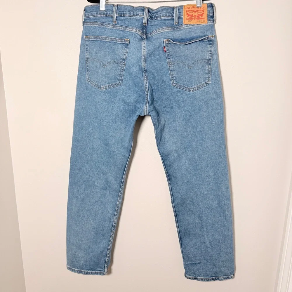 Levi's 505 Regular Fit Straight Leg Classic Zip Fly Denim‎ Jeans (38x30) Red Tab